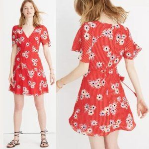 MADEWELL - Button Wrap Dress in Daisy Society